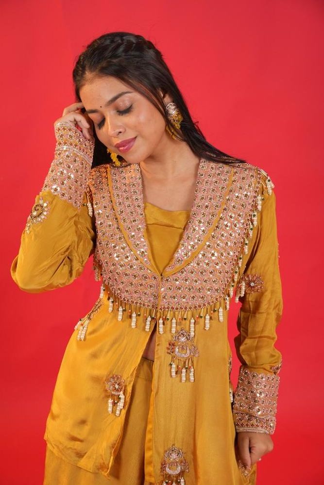 Mustard Suit 2 view 4